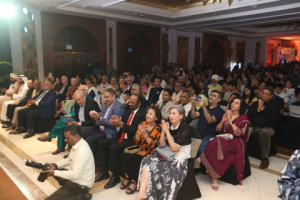 Pt-Visha-Mohan-Bhatt-Delhi-Audience-2-300x200