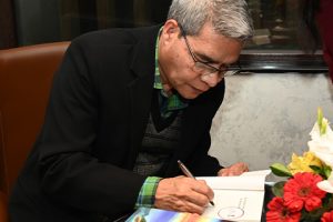 Aakhar-Shillong-with-Dr.-Kynpham-Sing-Nongkynrih-Book-Signing